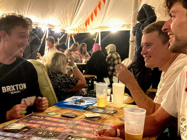 People playing Popularity: Pre-drinks